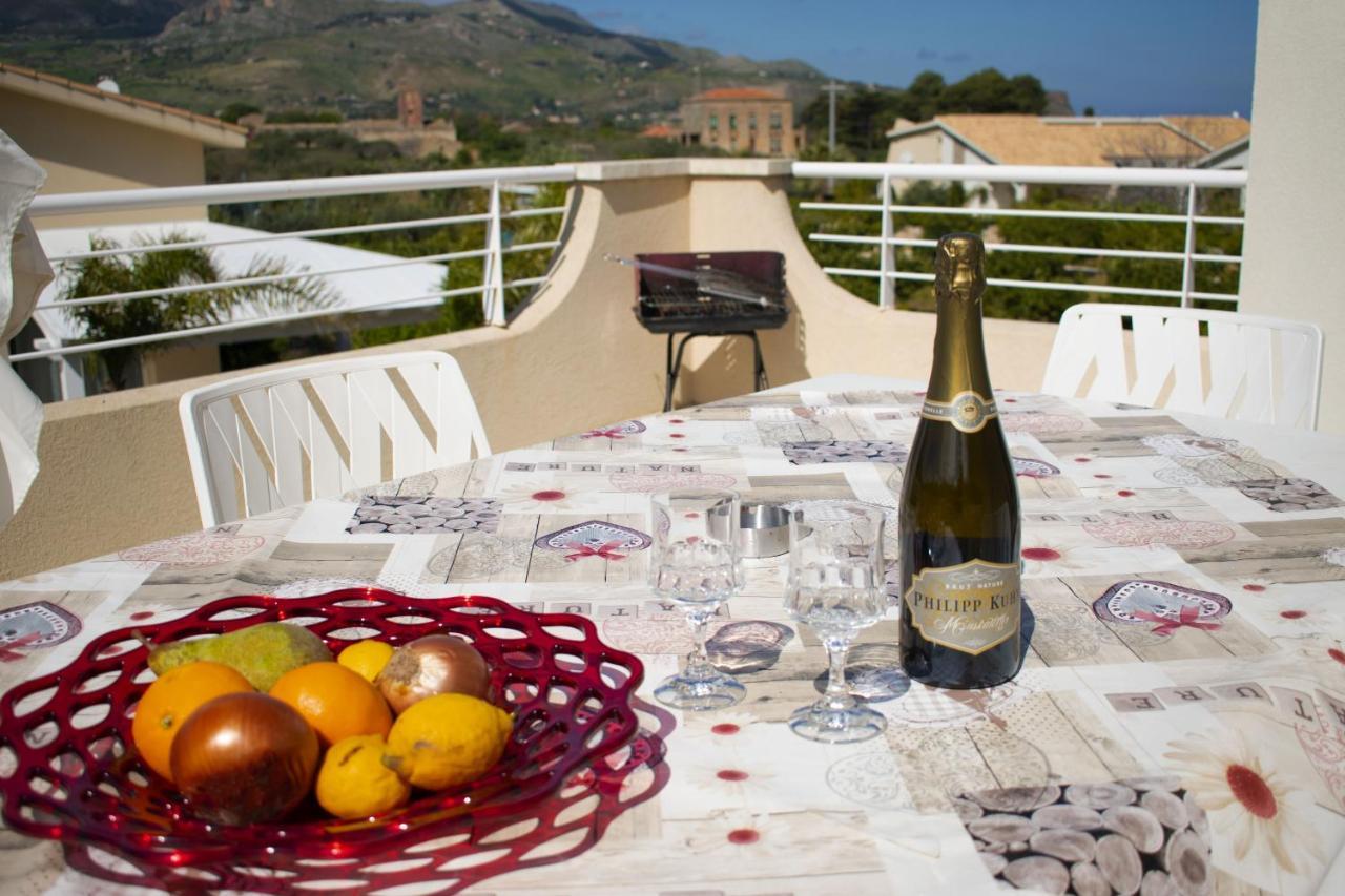 Borgo Aranci - Villa Tulipano กัสเตลลัมมาเร เดล โกลโฟ ภายนอก รูปภาพ