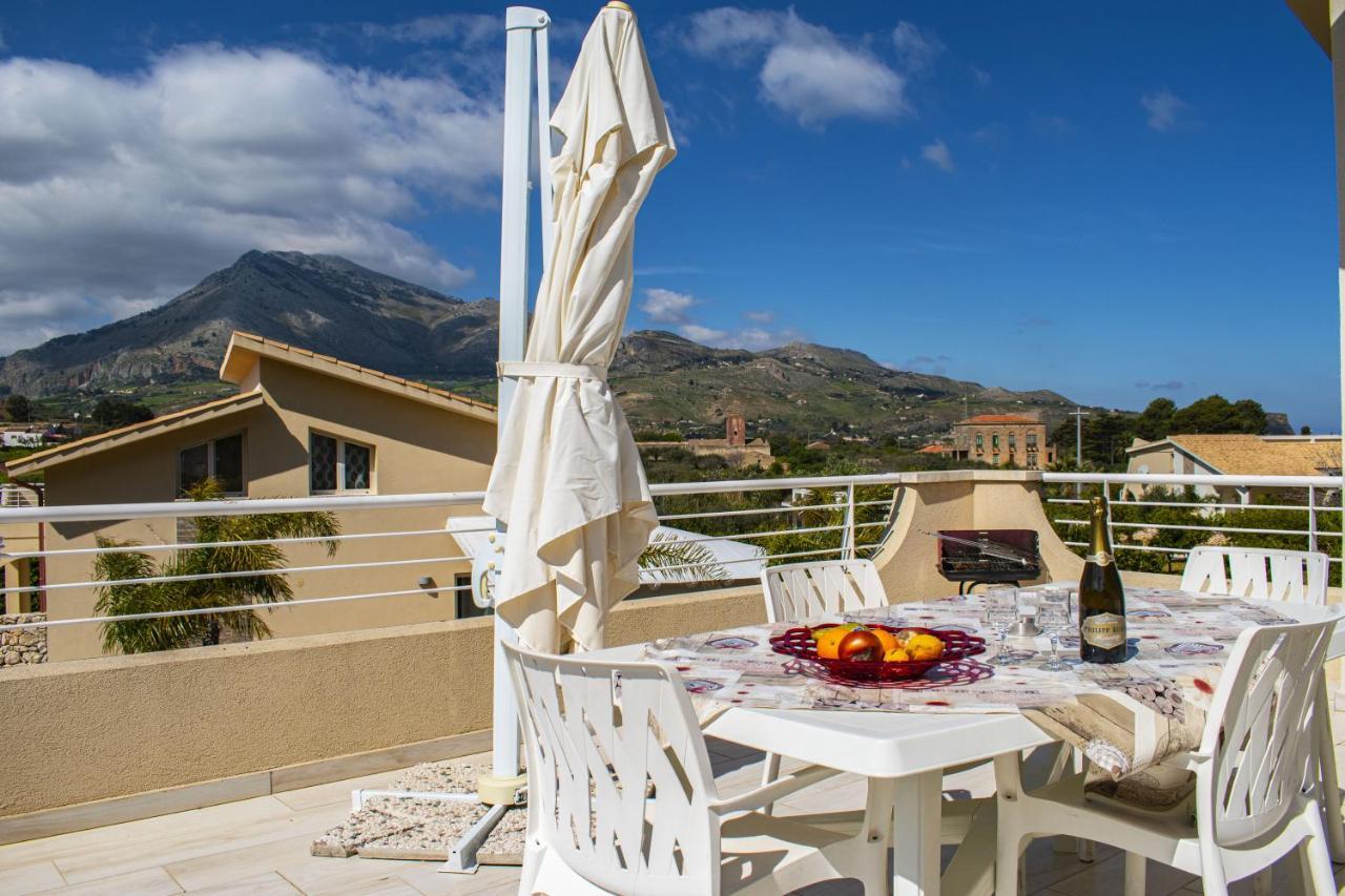 Borgo Aranci - Villa Tulipano กัสเตลลัมมาเร เดล โกลโฟ ภายนอก รูปภาพ