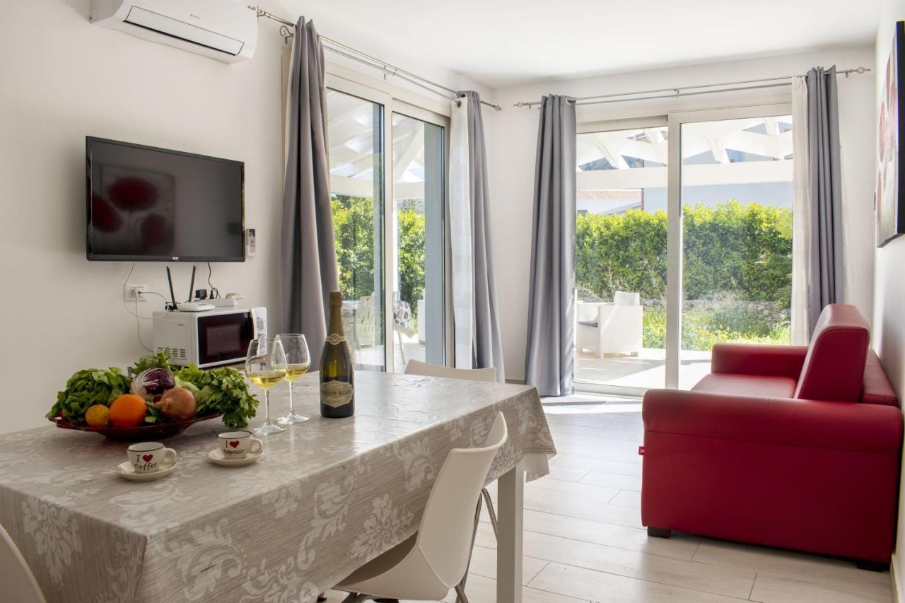 Borgo Aranci - Villa Tulipano กัสเตลลัมมาเร เดล โกลโฟ ภายนอก รูปภาพ