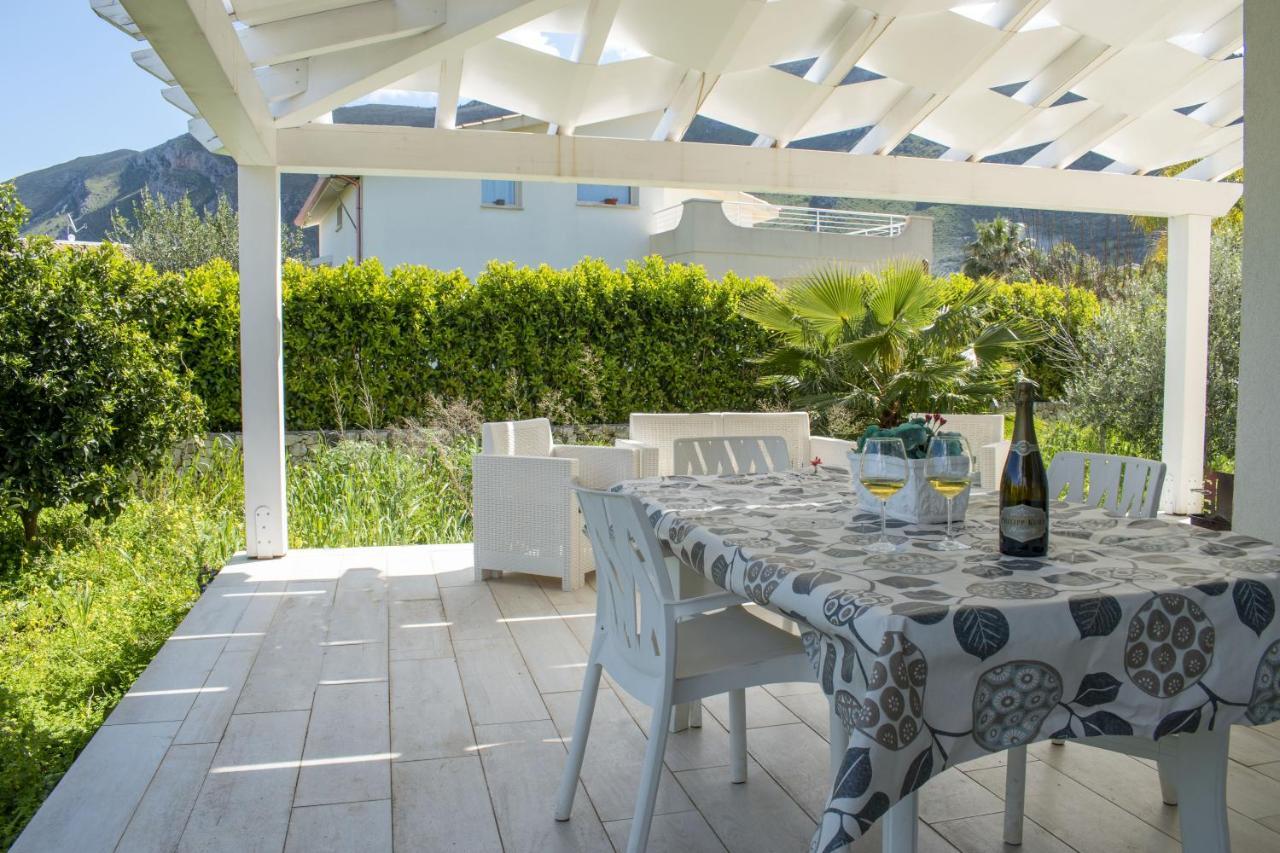 Borgo Aranci - Villa Tulipano กัสเตลลัมมาเร เดล โกลโฟ ภายนอก รูปภาพ