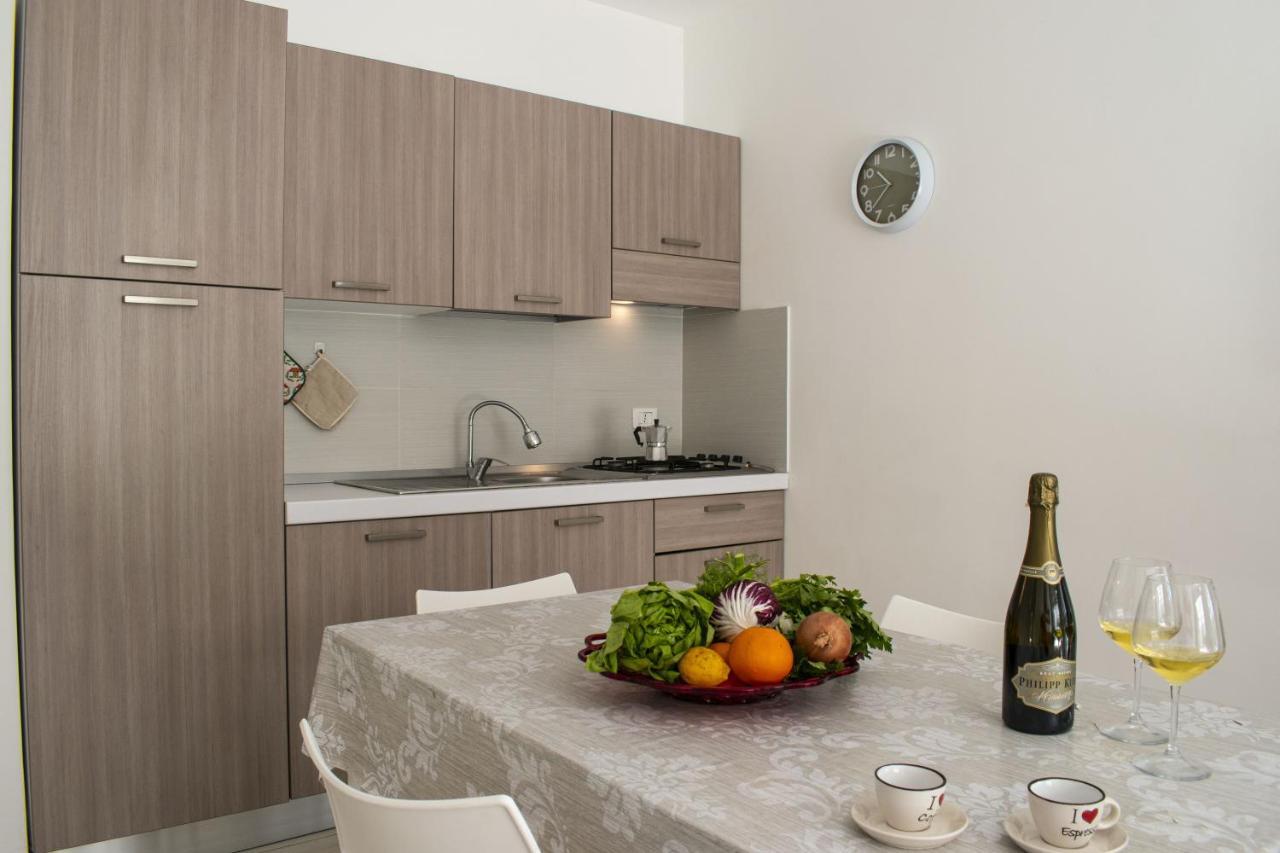 Borgo Aranci - Villa Tulipano กัสเตลลัมมาเร เดล โกลโฟ ภายนอก รูปภาพ